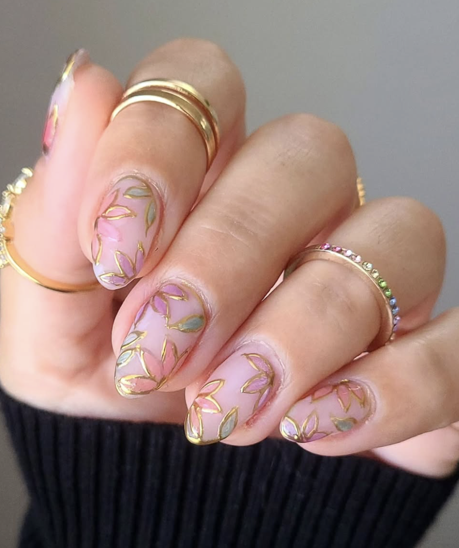 Nga të thjeshta në ekstra: Disa modele thonjsh që duhet t’i