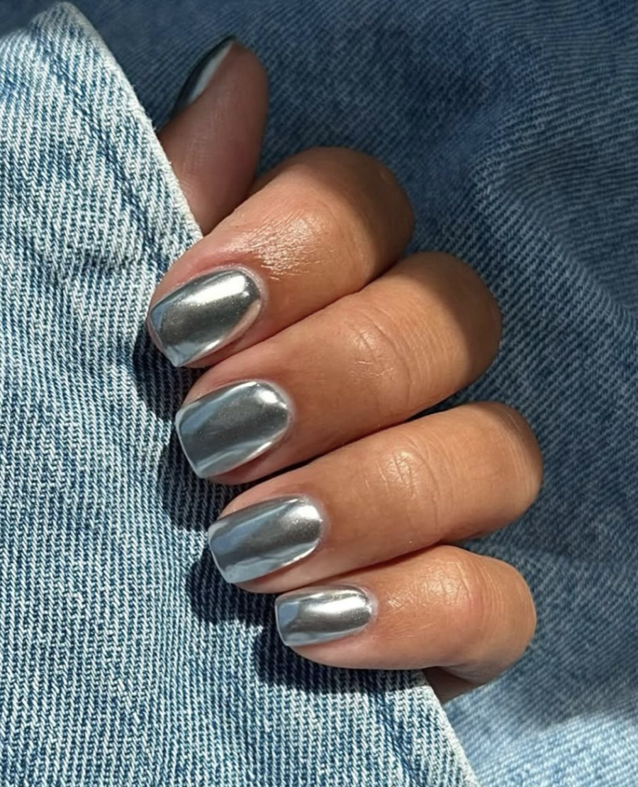 Nga të thjeshta në ekstra: Disa modele thonjsh që duhet t’i