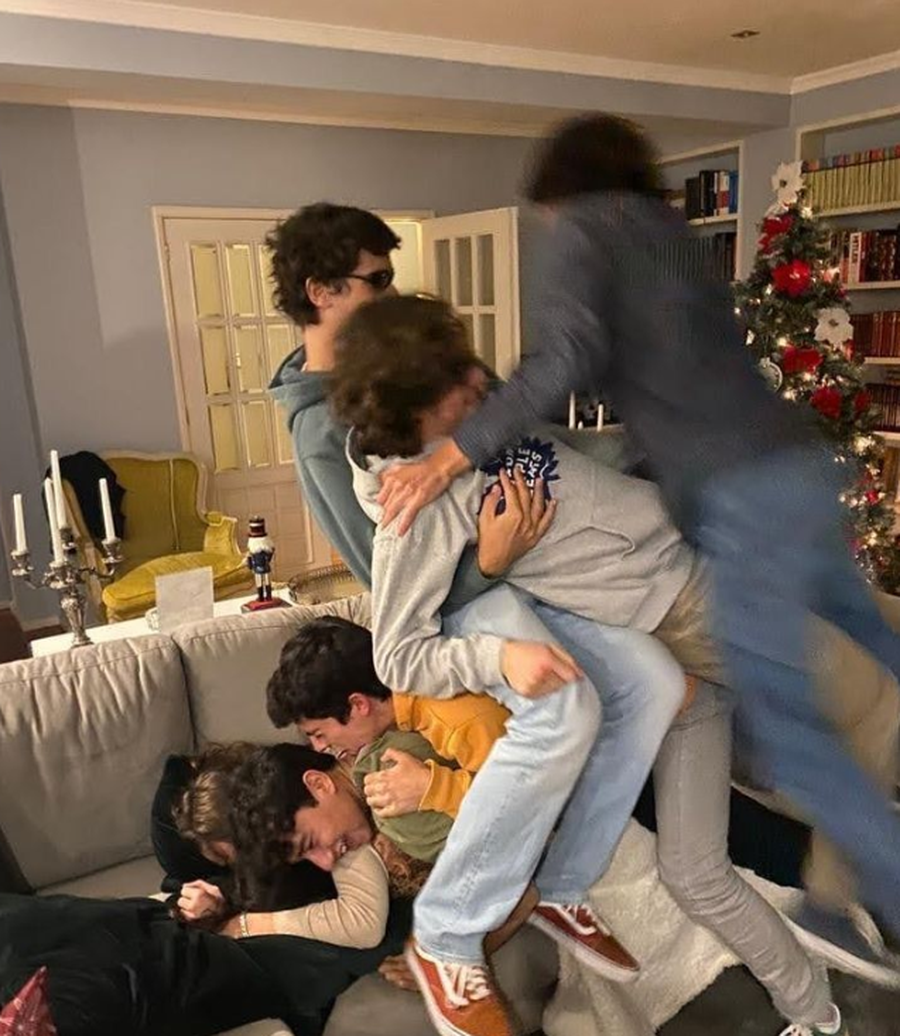 Sleeping with your child outside the home: Why even less strict parents are no