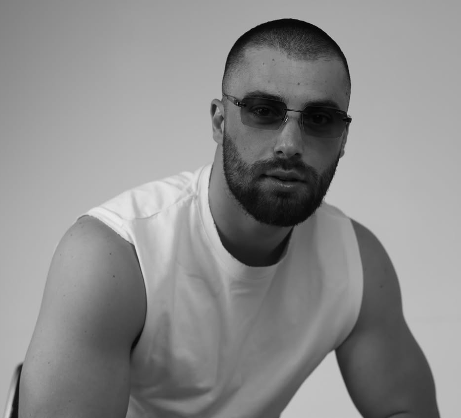 Meritoni zbulon se nuk ka asnjë komunikim me të birin: “Kam