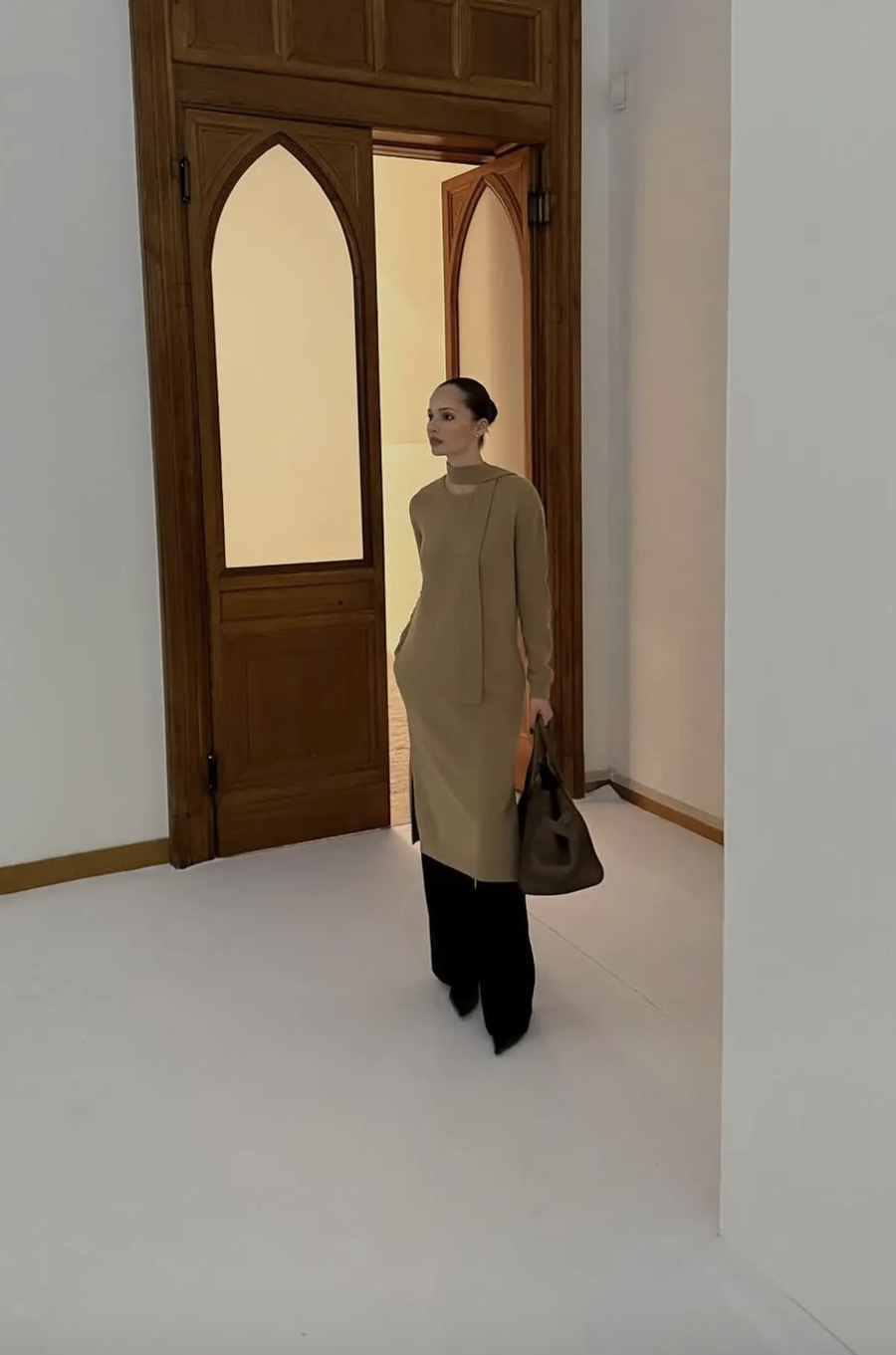 E vetmja mënyrë për të veshur fustanet këtë