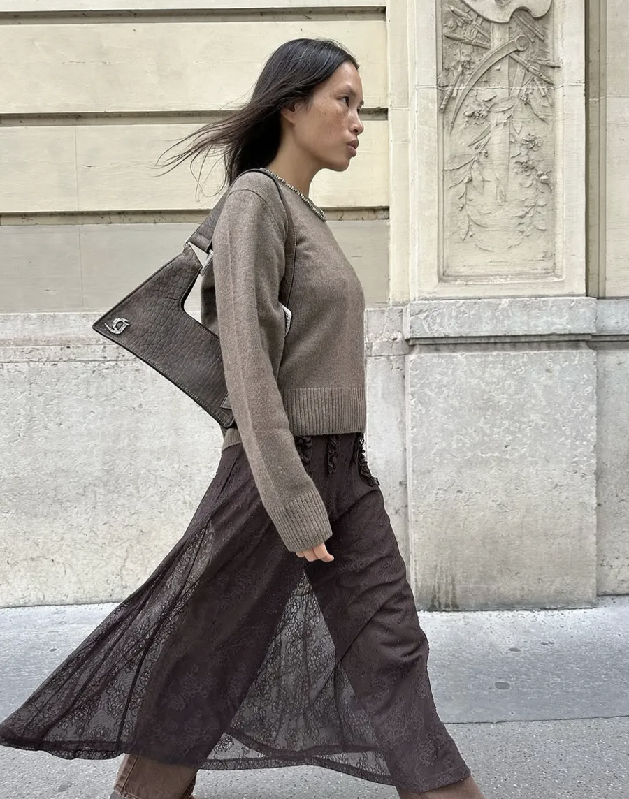 E vetmja mënyrë për të veshur fustanet këtë