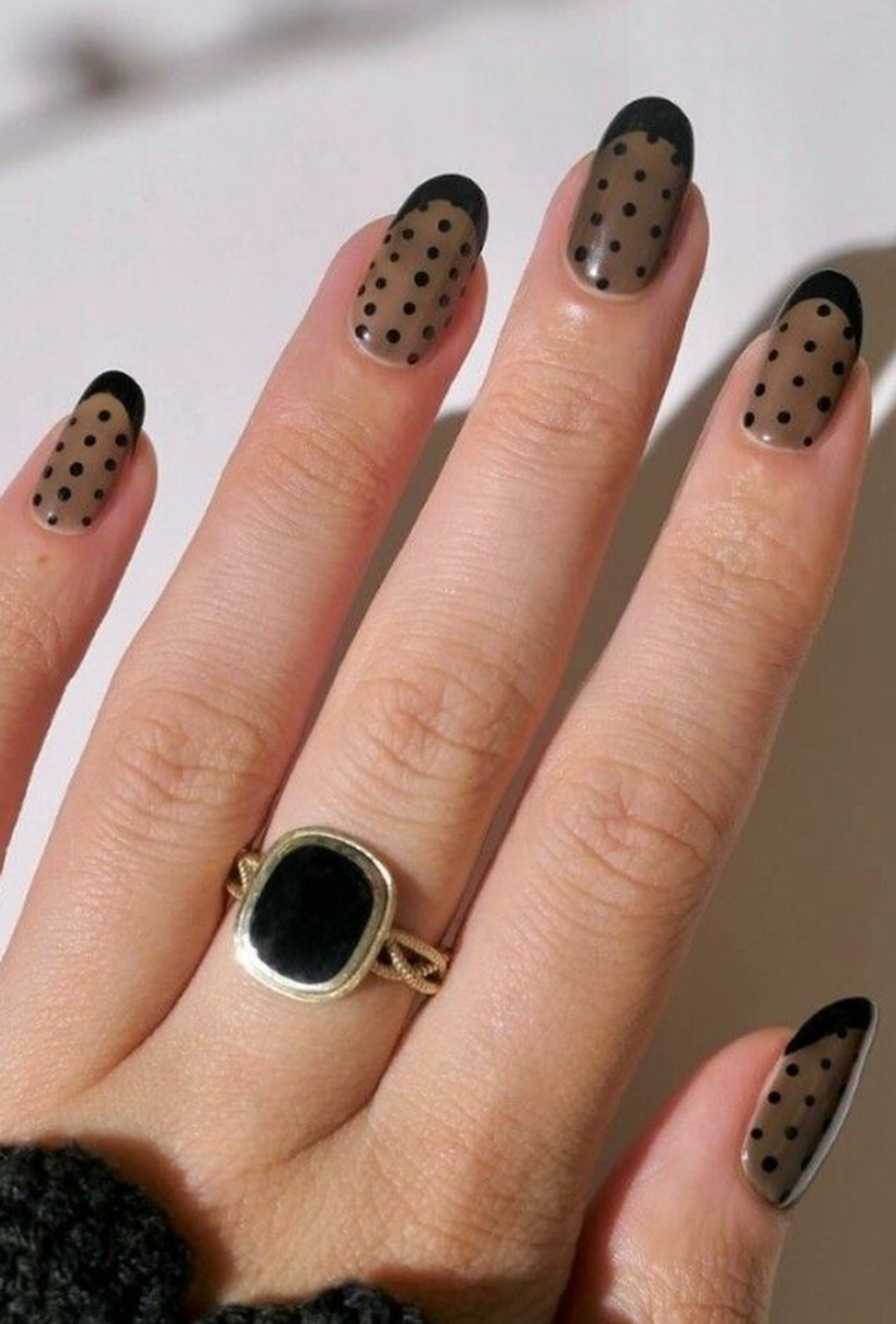 Thonjtë si geta janë trendi më joshës i manikyrit që