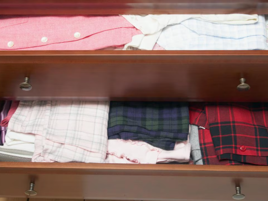 Interneti u shokua nga ky zakon “i çmendur” i pizhamave tek