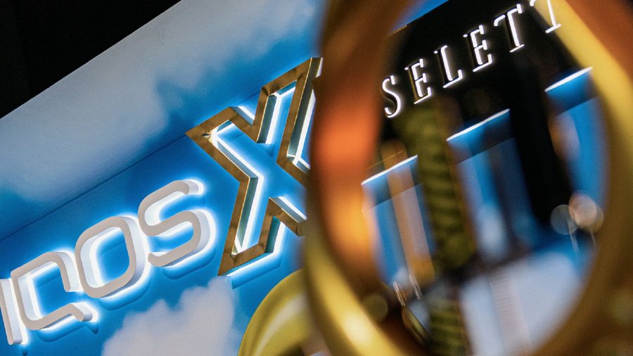 Kur kureshtja bëhet formë arti