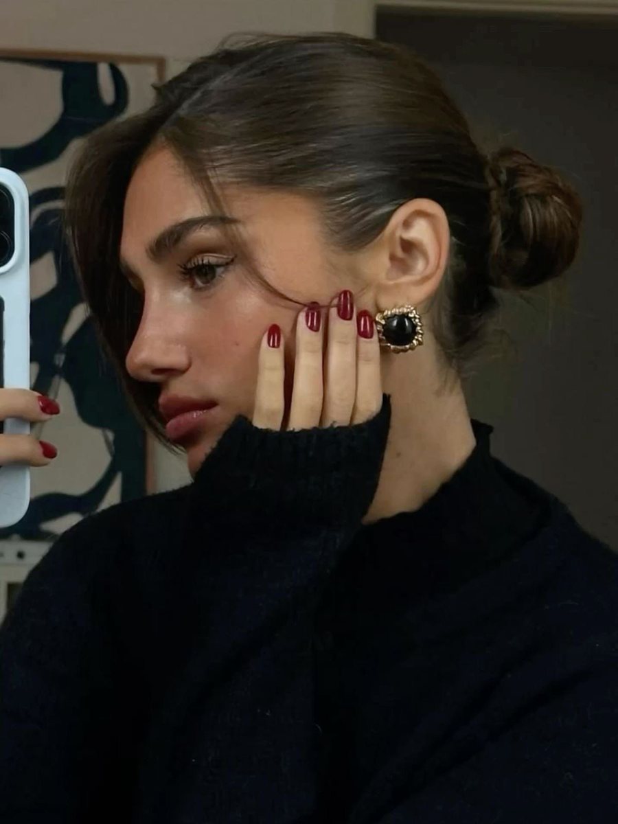 Frymëzohu për thonjtë e radhës: Nuancat më të