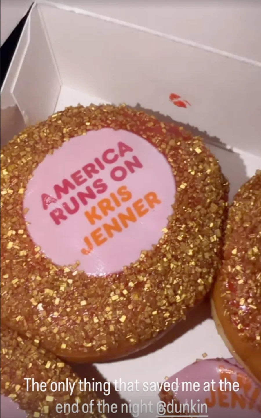 Kris Jenner festoi 70-vjetorin si agjente “007”, por gjërat