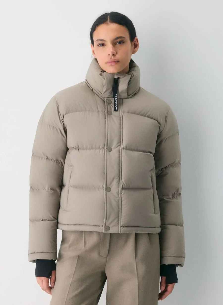 Harroji streçet dhe atletet, kështu duhet veshur xhupi i fryrë