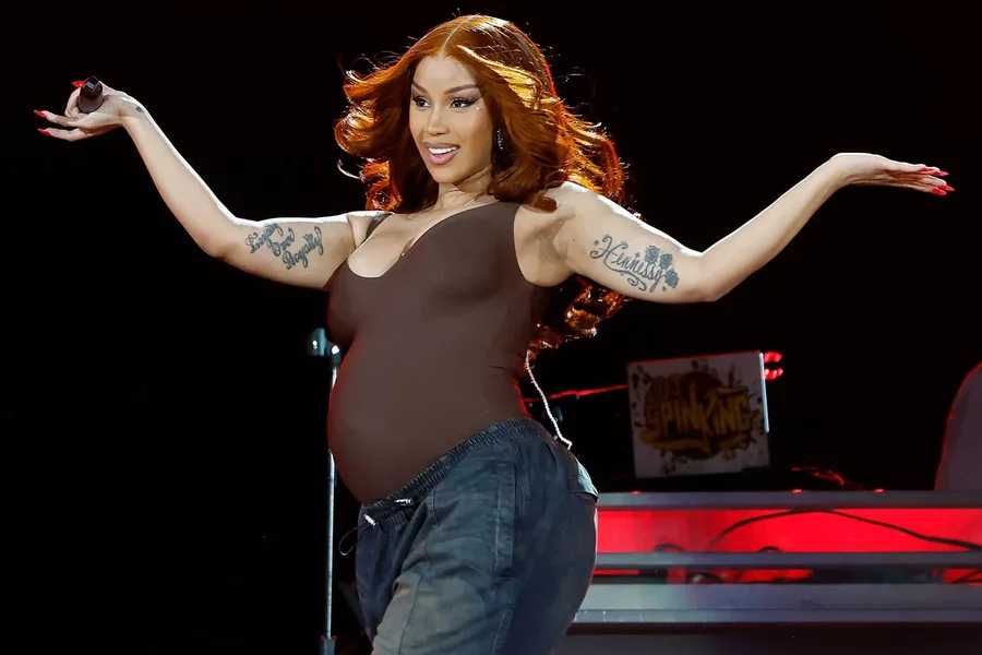 Cardi B bëhet nënë për herë të katërt me