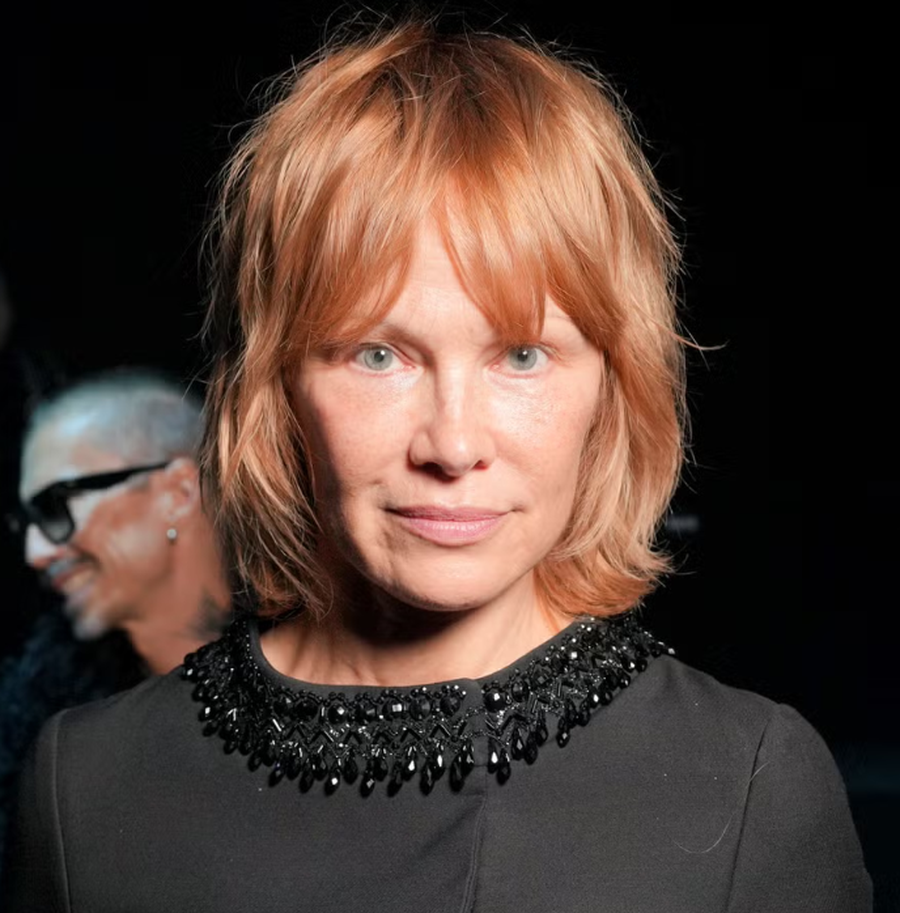 Kjo prerje i jep volum flokëve të hollë, kërkon 0 mundim