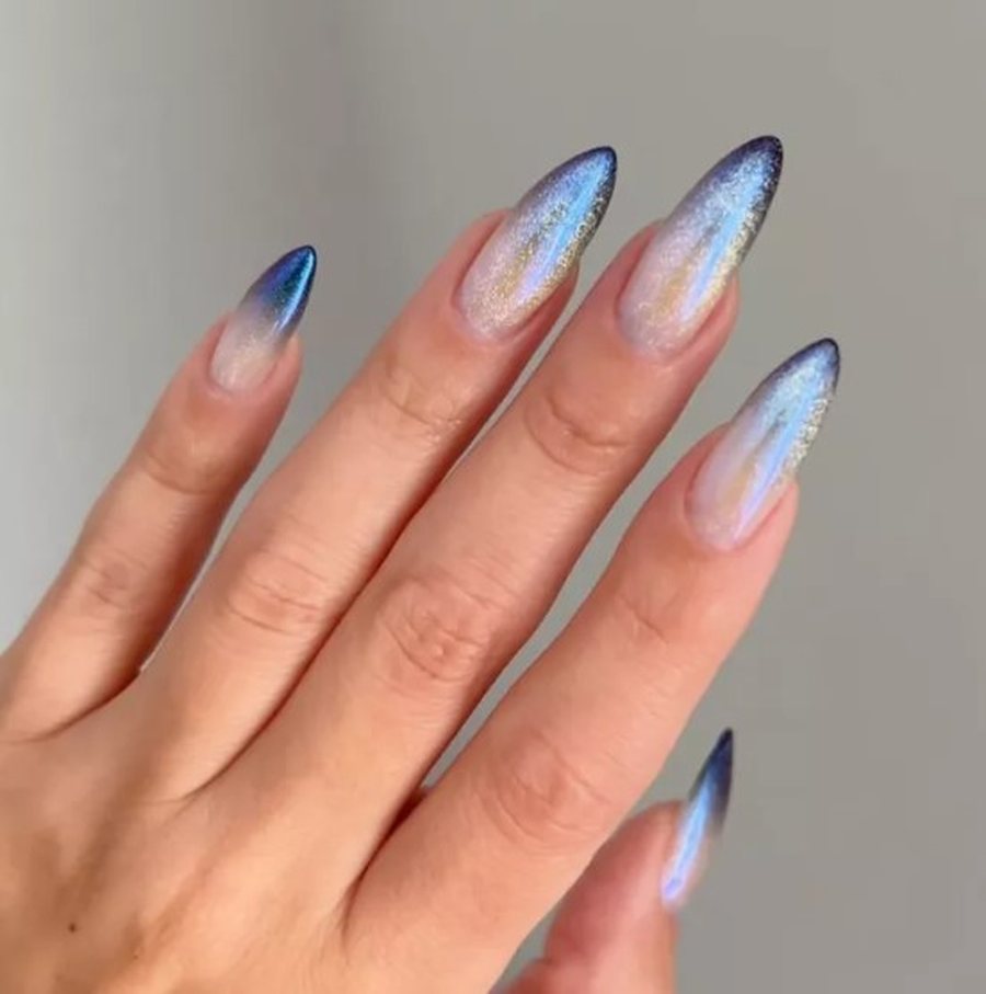 20+ ide për thonjtë e dhjetorit që t'ia tregoni estetistes