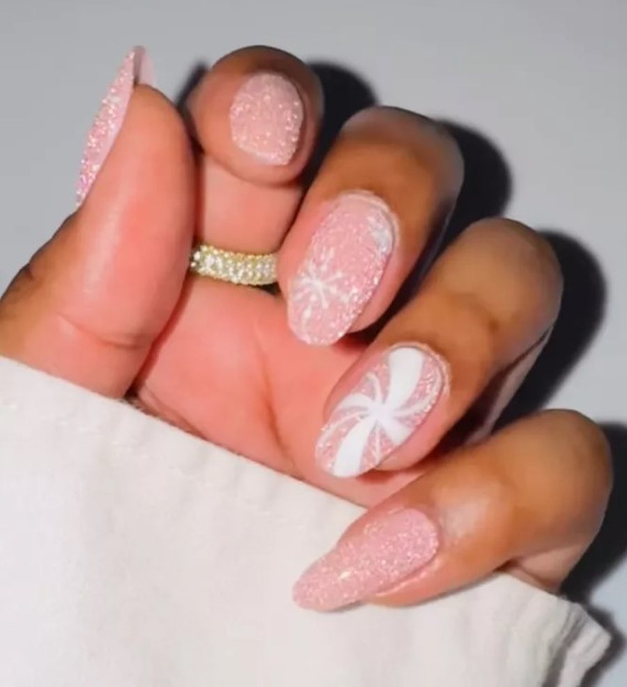 20+ ide për thonjtë e dhjetorit që t'ia tregoni estetistes