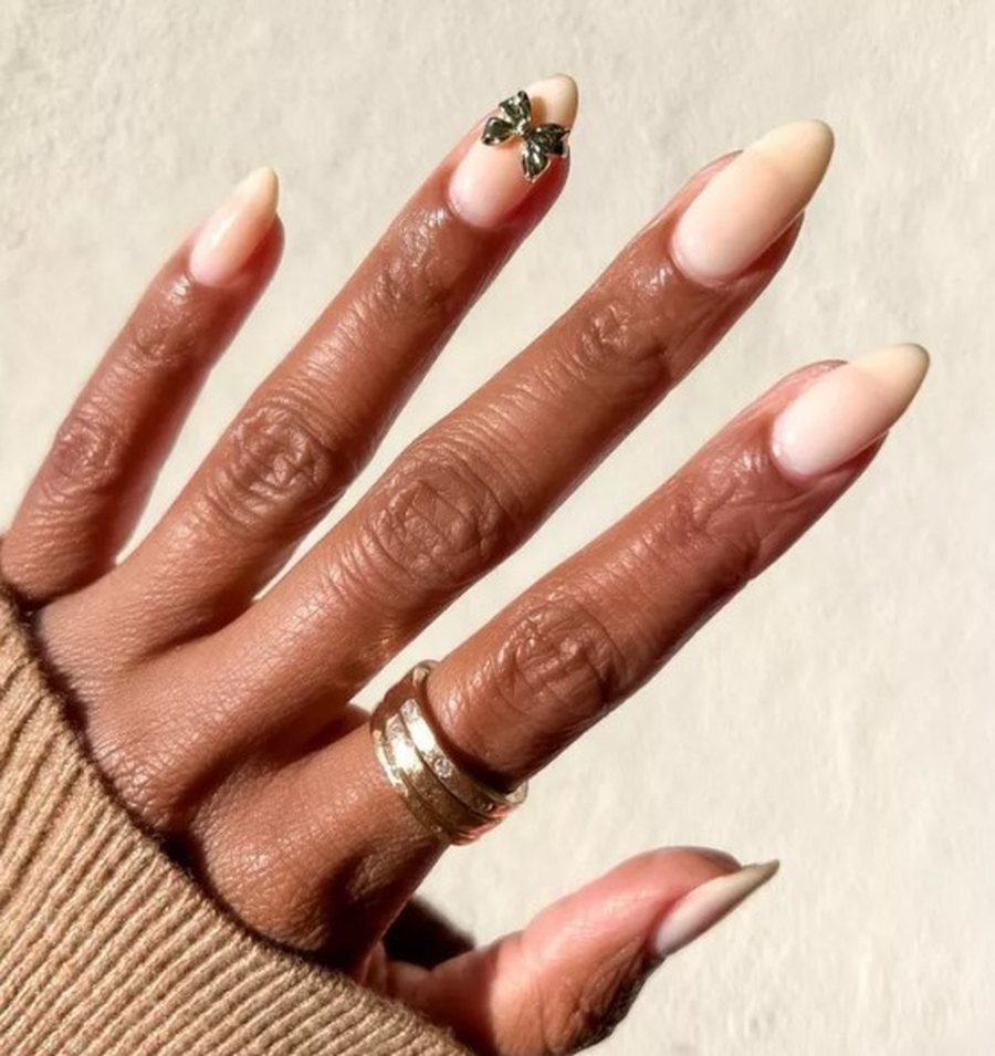 20+ ide për thonjtë e dhjetorit që t'ia tregoni estetistes