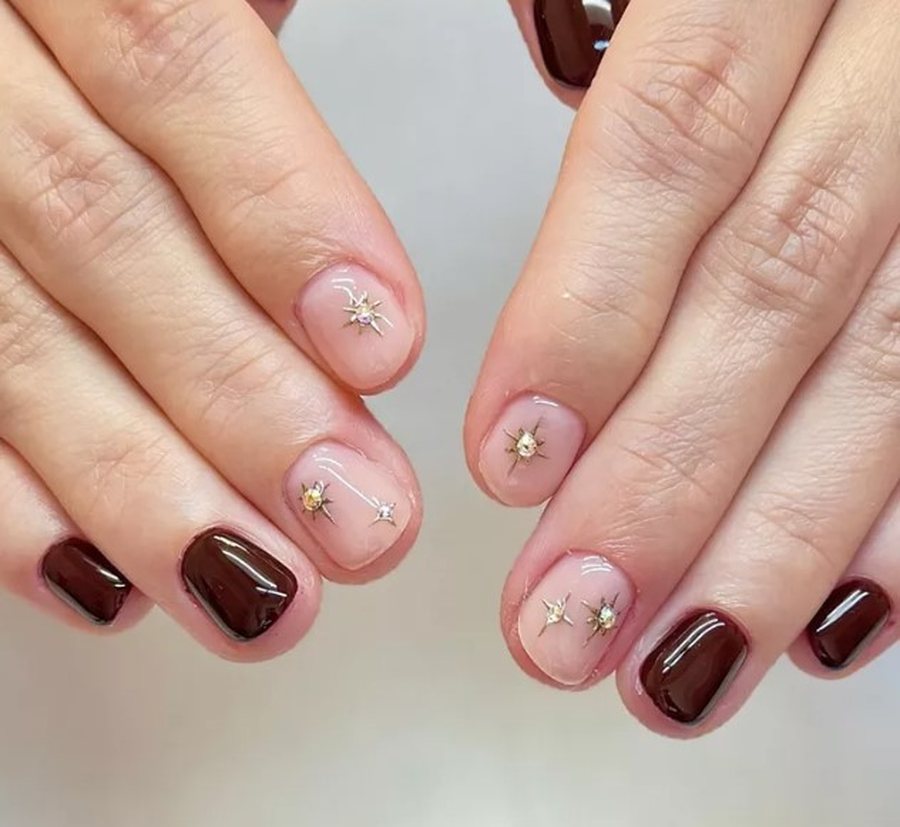 20+ ide për thonjtë e dhjetorit që t'ia tregoni estetistes