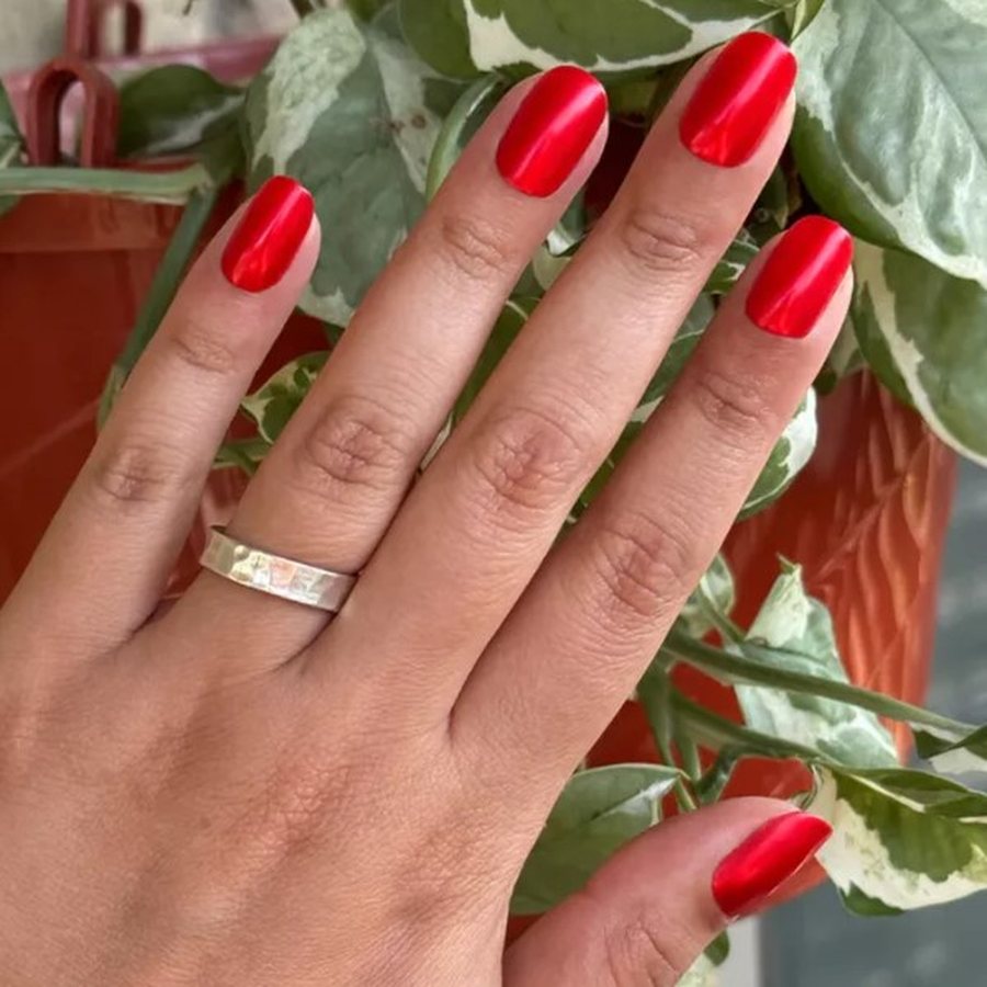 20+ ide për thonjtë e dhjetorit që t'ia tregoni estetistes