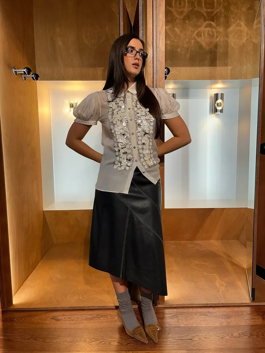 Ky aksesor super i lirë do të krijojë veshjet e tua më