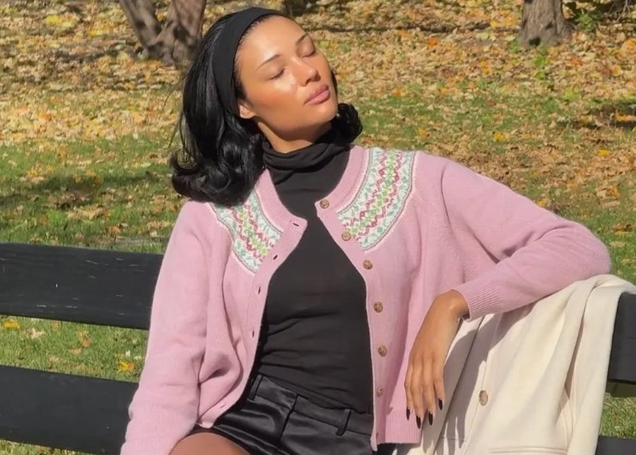 Ky aksesor super i lirë do të krijojë veshjet e tua më