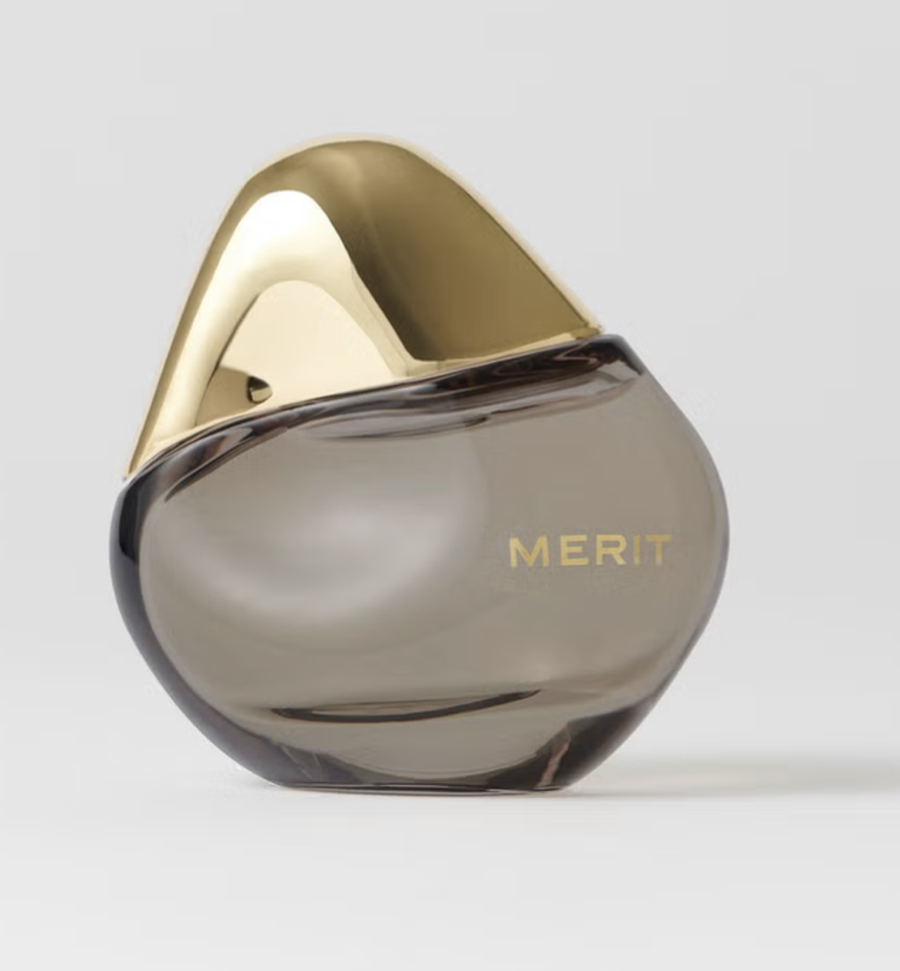 Një listë me parfume që do të të vënë në