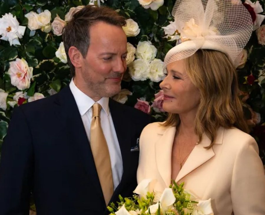 Ylli i "Sex and the City", 69 vjeç, martohet në një