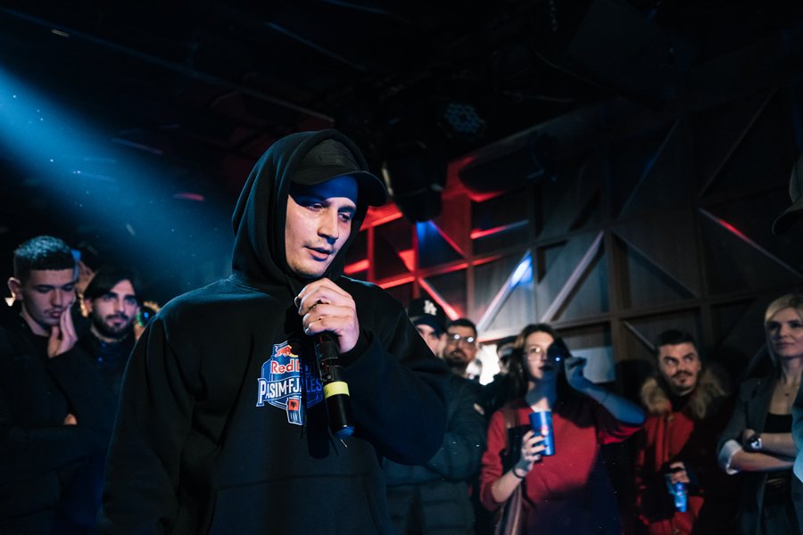 Pasim Fjalësh, beteja që nuk jua priste mendja