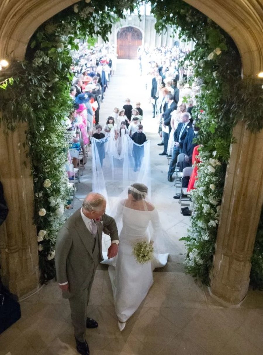 Çuditërisht, mbreti Charles mban në shtëpi këtë