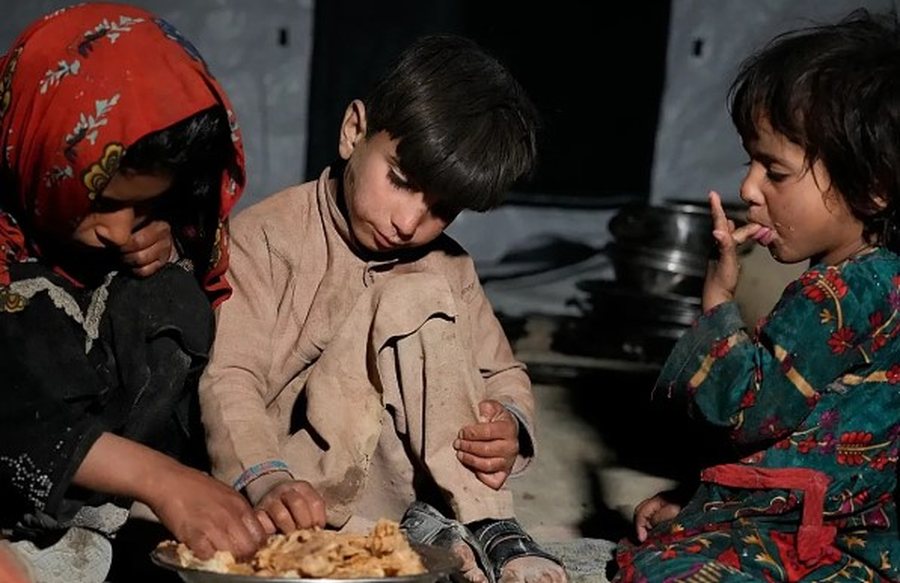 Lajme n&euml; pak minuta: &Ccedil;far&euml; po ndodh n&euml; bot&euml;