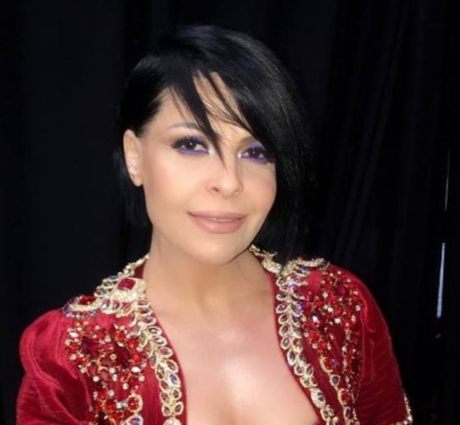 Trendin m&euml; t&euml; bujsh&euml;m t&euml; flok&euml;ve tani, Aurela