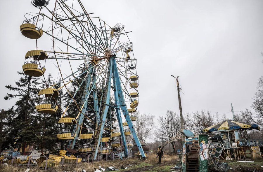 P&euml;rmes fotove: Bota n&euml; nj&euml; jav&euml;