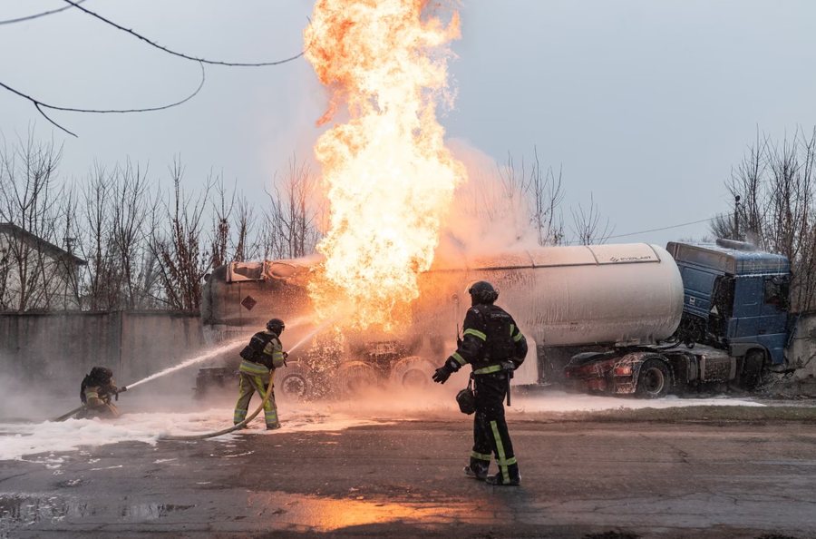 P&euml;rmes fotove: Bota n&euml; nj&euml; jav&euml;