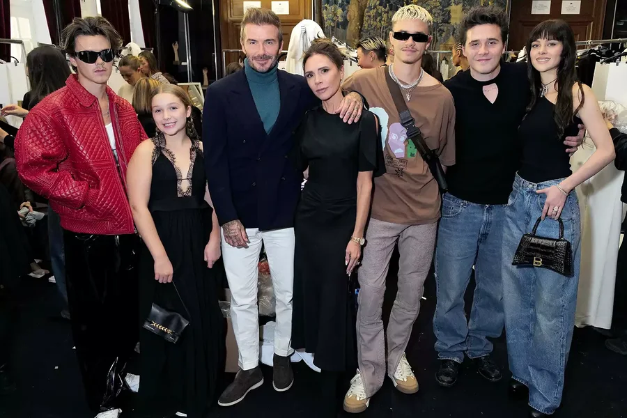 Victoria dhe David Beckham nuk ndjekin m&euml; n&euml; Instagram djalin e tyre