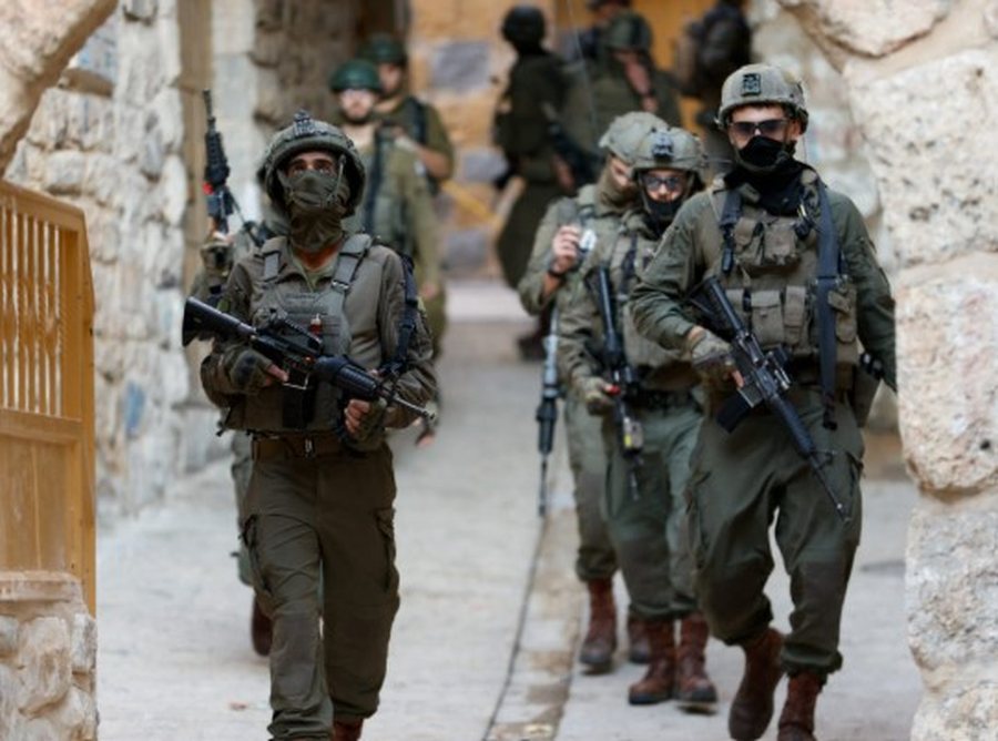 Lajme n&euml; pak minuta: &Ccedil;far&euml; po ndodh n&euml; bot&euml;