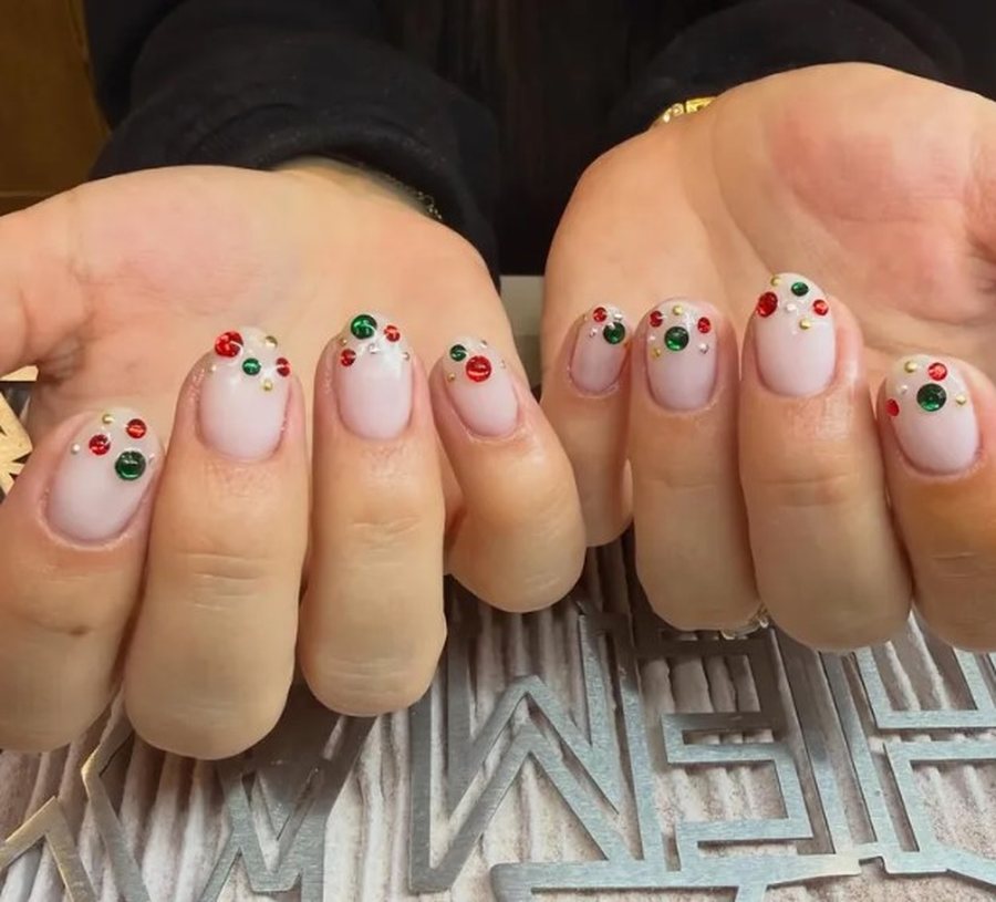 Perfekte p&euml;r minimalistet: 10+ ide p&euml;r thonjt&euml; e shkurt&euml;r