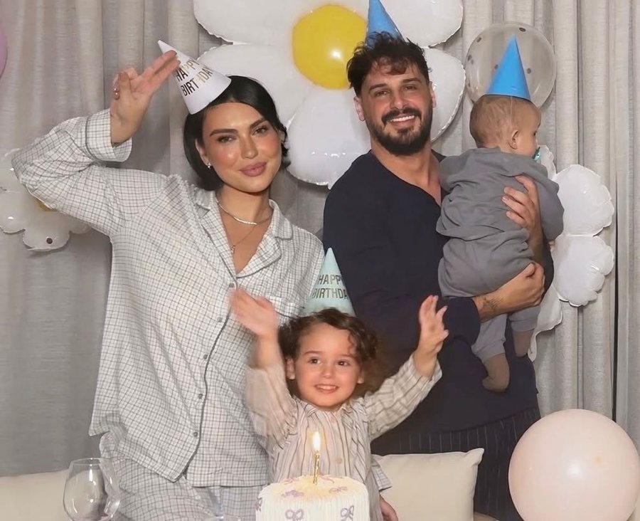 Bebush&euml; dhe buz&euml;qeshje: VIP-at shqiptar&euml; q&euml; u b&euml;n&euml;