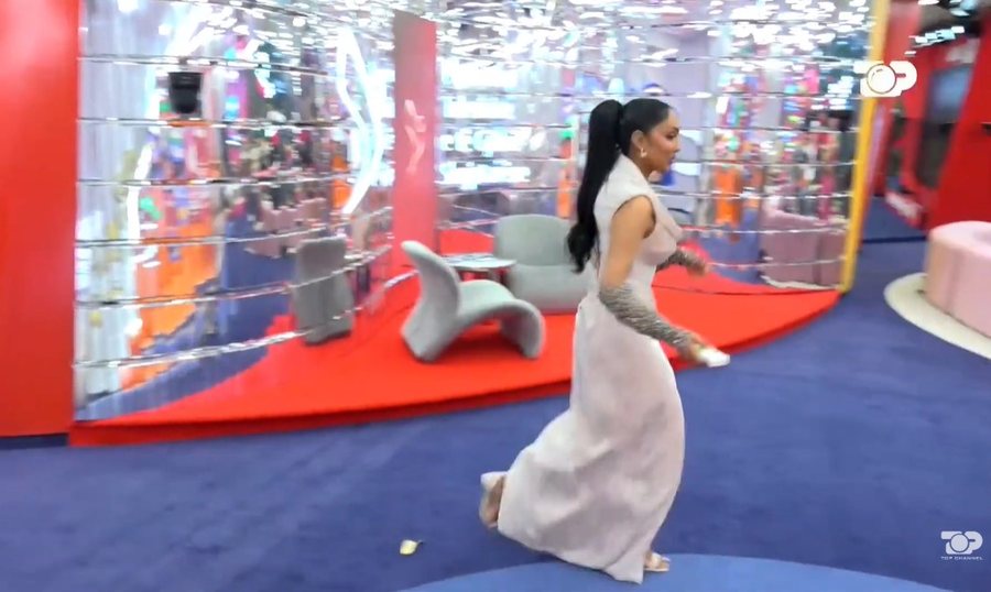 P&euml;r ty q&euml; fjete her&euml;t: Momentet ky&ccedil;e n&euml;