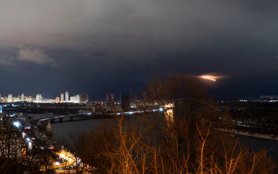 Lajme n&euml; pak minuta: &Ccedil;far&euml; po ndodh n&euml; bot&euml;