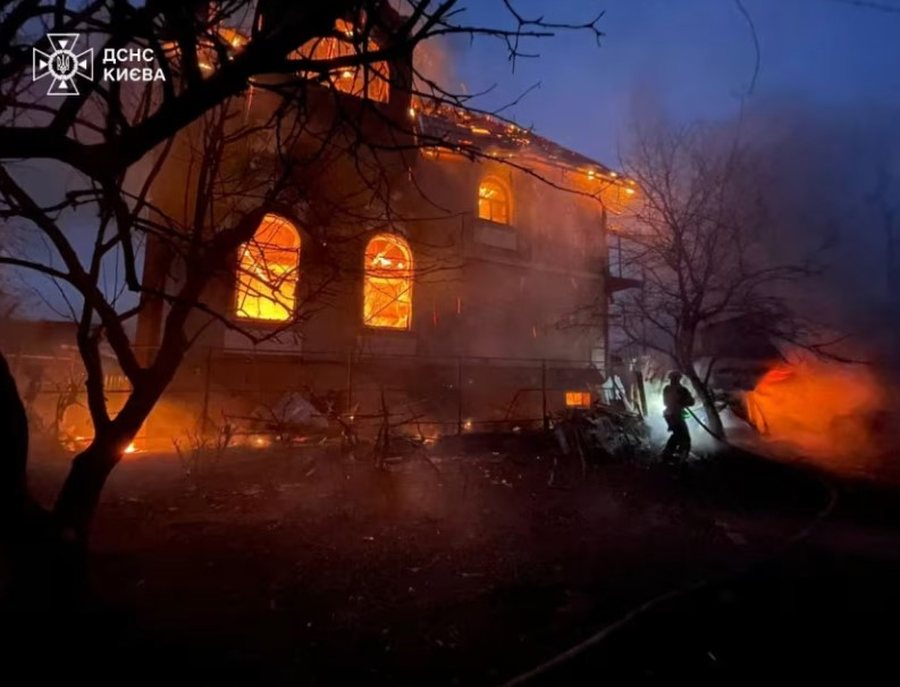 Lajme n&euml; pak minuta: &Ccedil;far&euml; po ndodh n&euml; bot&euml;