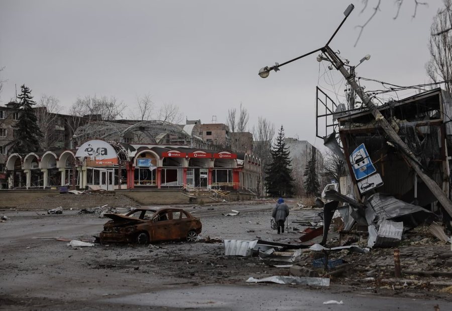 P&euml;rmes fotove: Bota n&euml; nj&euml; jav&euml;