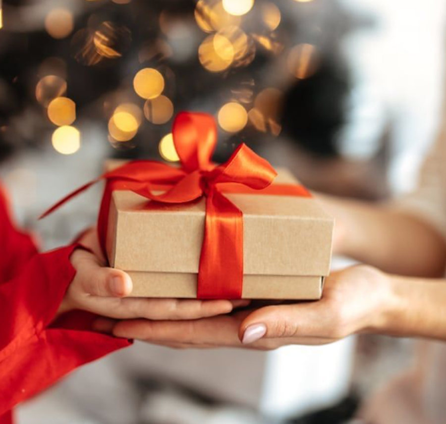 Udh&euml;zuesi i dhuratave p&euml;r &ccedil;do lloj personazhi q&euml; ke