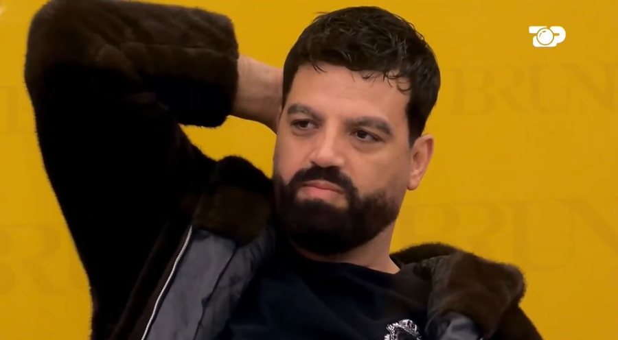 P&euml;r ty q&euml; fjete her&euml;t: Momentet ky&ccedil;e n&euml;