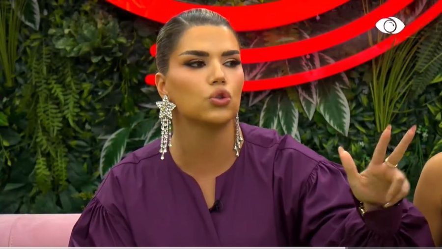 P&euml;r ty q&euml; fjete her&euml;t: Momentet ky&ccedil;e n&euml;