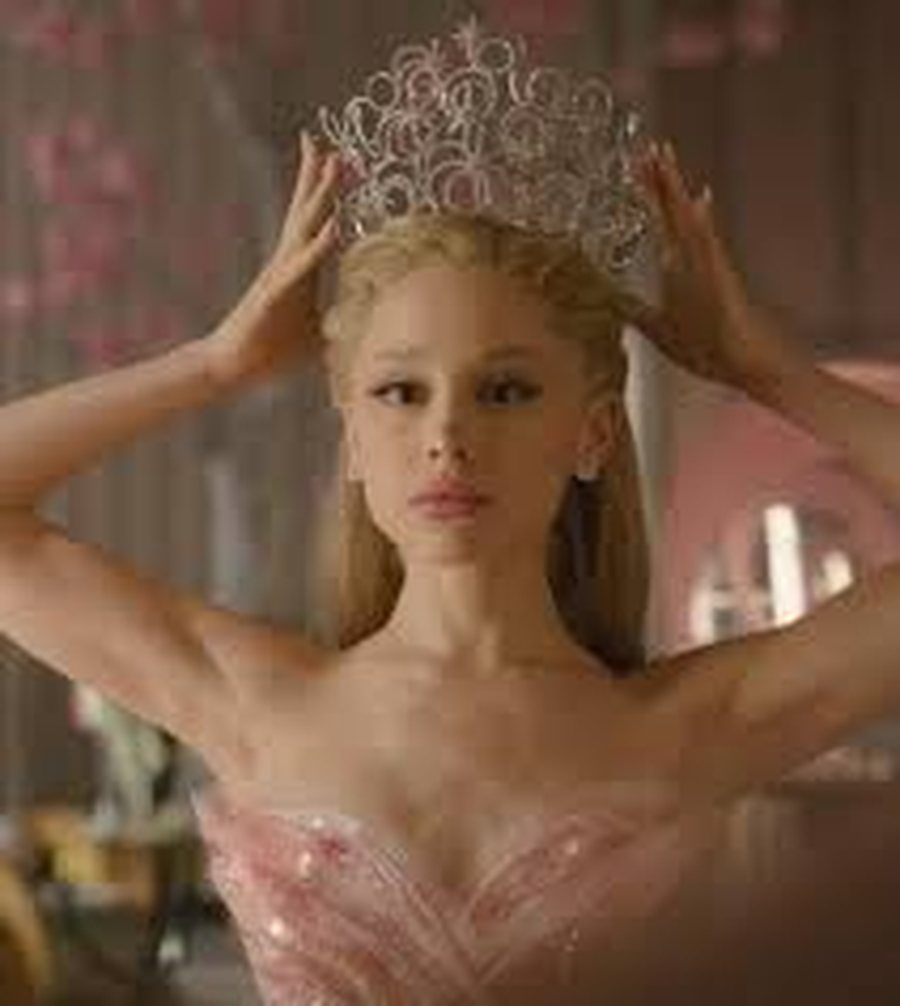 Rr&euml;zoi Lady Gaga-n nga froni, k&euml;ng&euml;tarja thyen rekordet n&euml;