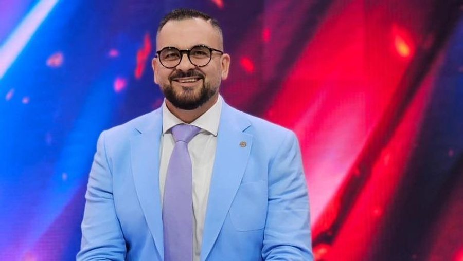 Ndahet nga jeta gazetari Enea Andrea, v&euml;llai binjak i Ema Andreas