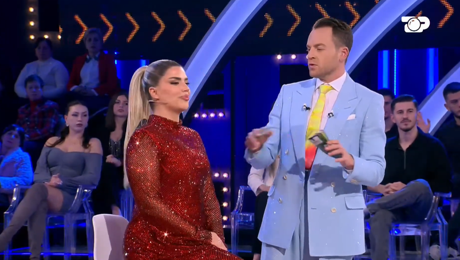 P&euml;r ty q&euml; fjete her&euml;t: Momentet ky&ccedil;e n&euml;