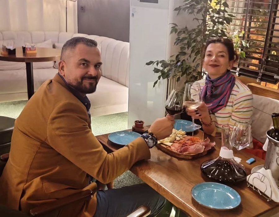 Ema Andrea reagon pas humbjes së vëllait: "Lutem, mos e harroni