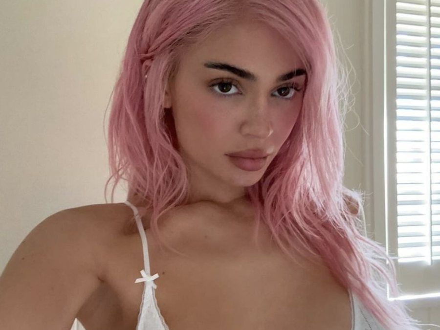 2026 &euml;sht&euml; 2016-a e re?! Pse Gen Z po e kthen internetin pas n&euml;