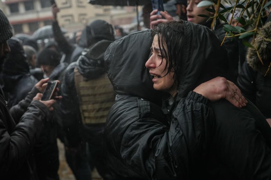 P&euml;rmes fotove: Bota n&euml; nj&euml; jav&euml;