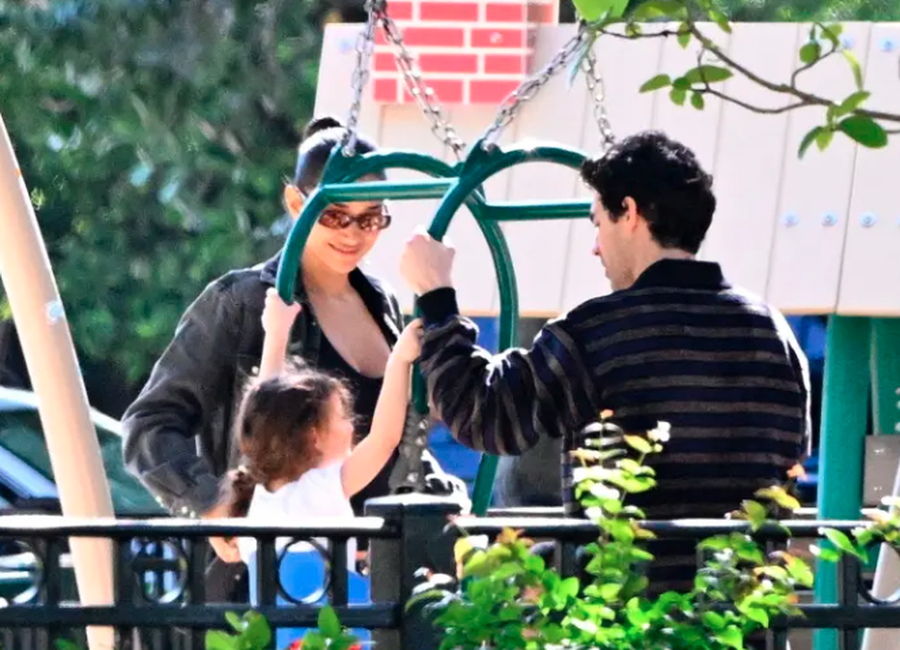 Romancë e re në horizont! Pas divorcit Joe Jonas në një