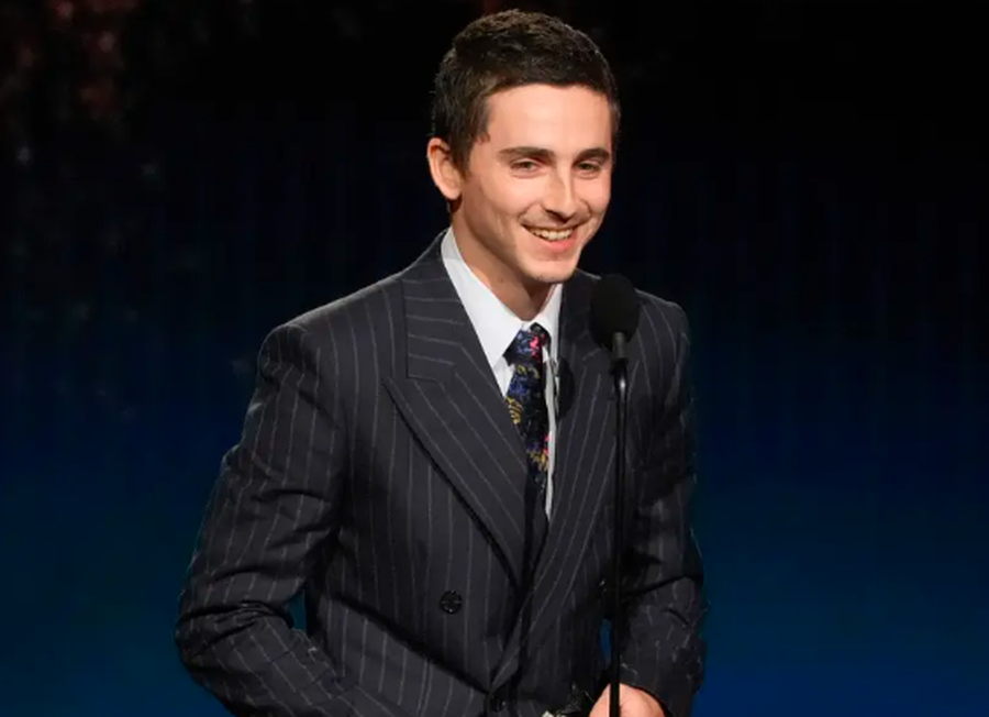 Timoth&eacute;e Chalamet emocionon me fjal&euml;t p&euml;r dashurin&euml; e tij,