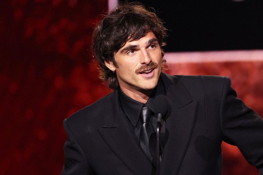 Critics Choice Awards 2026: Ja filmat dhe serialet m&euml; t&euml;