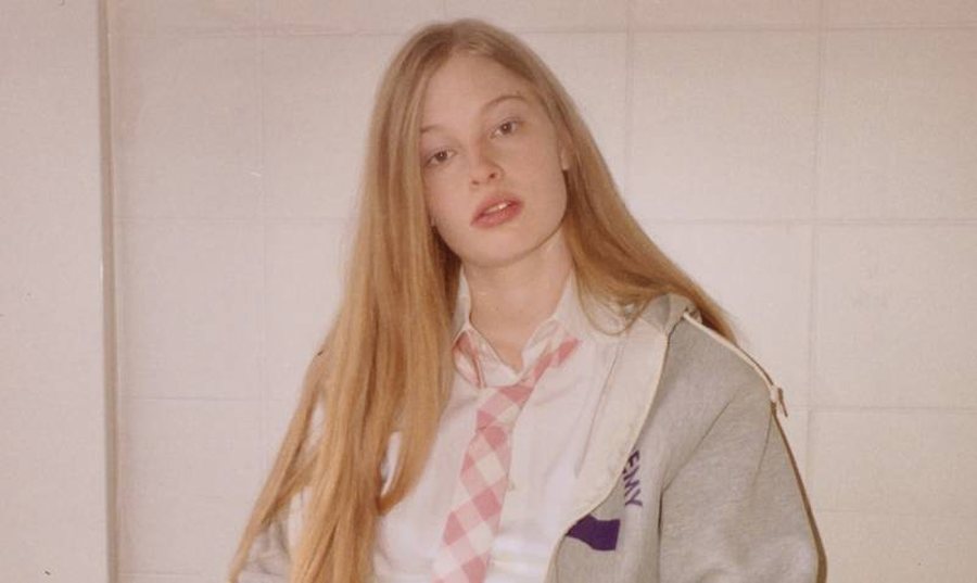 Rihanna zgjedh vajz&euml;n transgjinore t&euml; Elon Musk p&euml;r fushat&euml;n